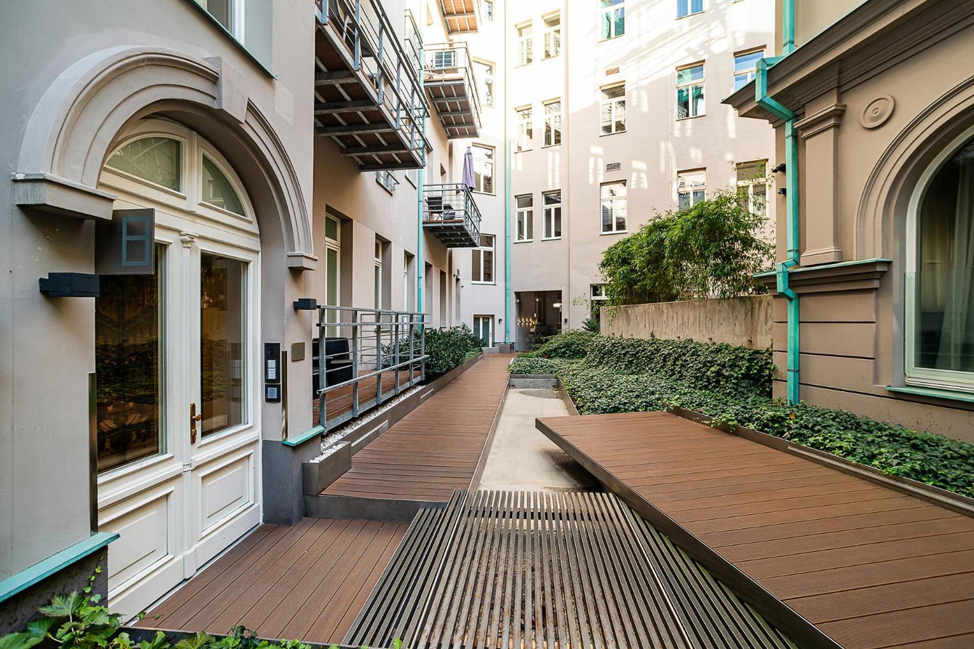 Stunning Designer With Terrace Apartment Prague